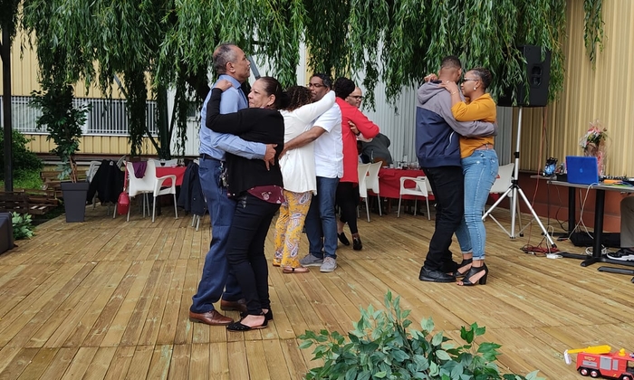 Salle de reception 150 pers pour soirées mariages près de Paris 90 €