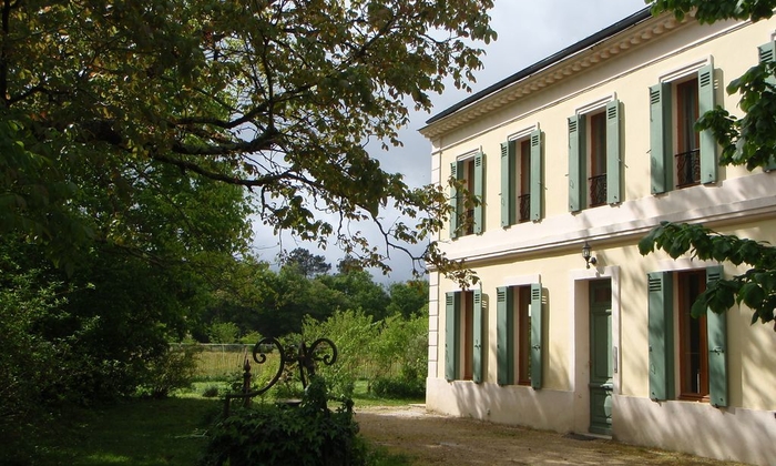 Maison de famille dans propriété forestière 38 €