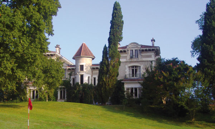 Château d'Arcangues next to Biarritz €300
