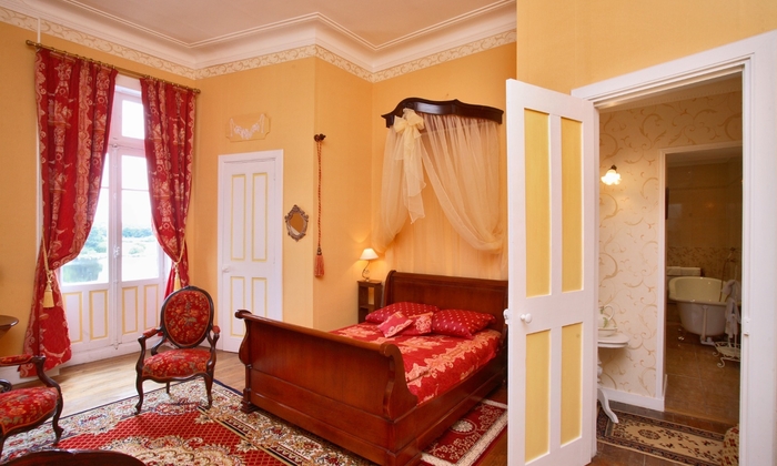 Castle for weddings and seminars €500