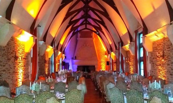 Beautiful castle for your event €180