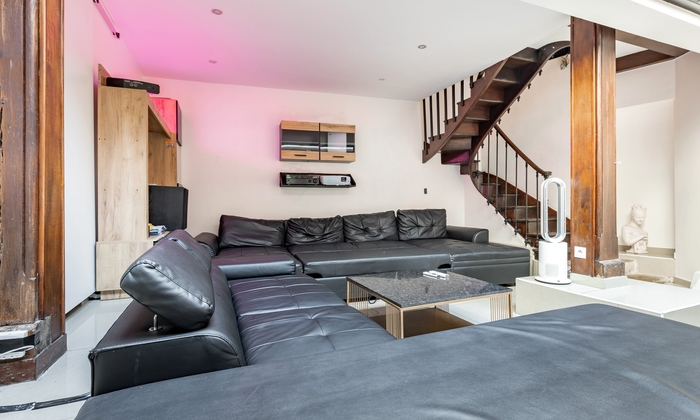 Location maison type Manoir - Loft à Paris 270 €