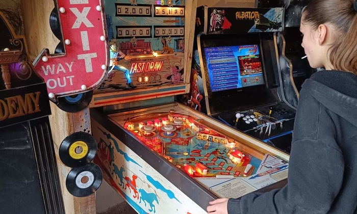 Salle de jeu vintage 30 €