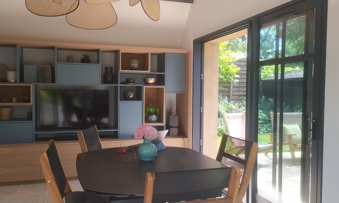 Salle de réunion dans une chaumière à la campagne 50 €
