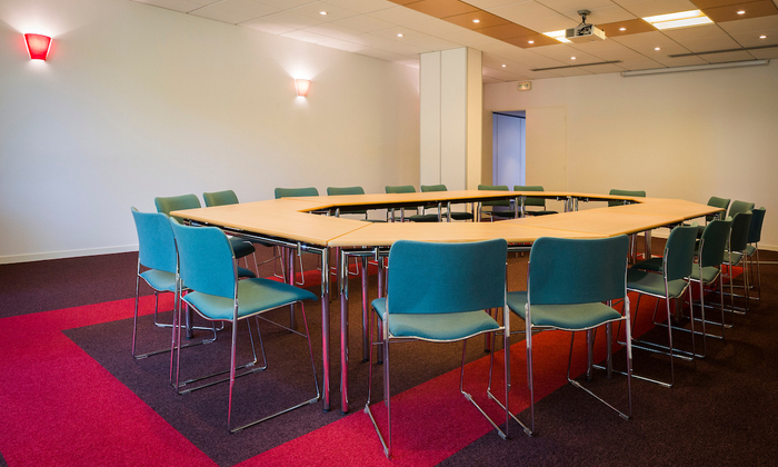 Saint Christophe Campus Conference Centre €20