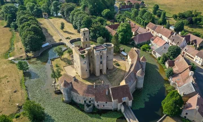 Château de Sagonne 65 €