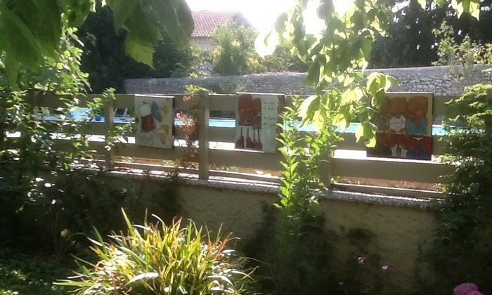 Shady park backed by the excavations of Vaison la  €40