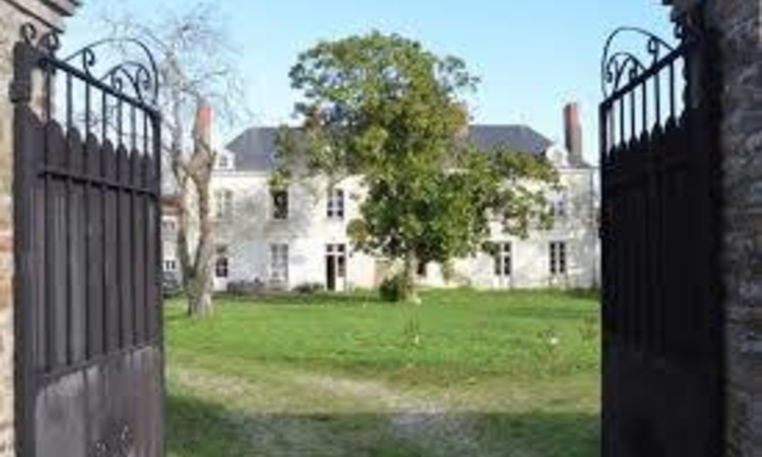 Grande maison de campagne XVIII 100 €