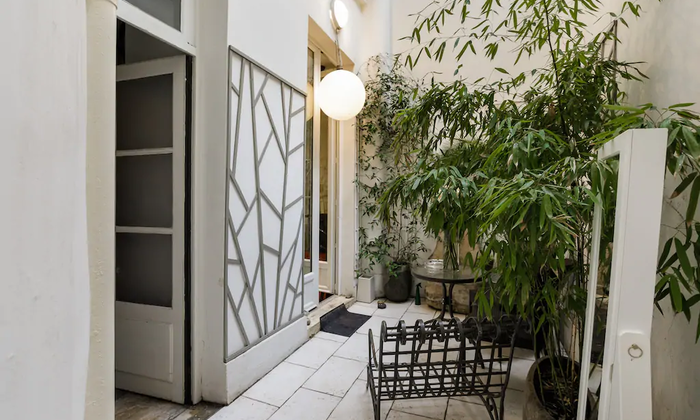 Loft private courtyard in Paris Le Marais €65