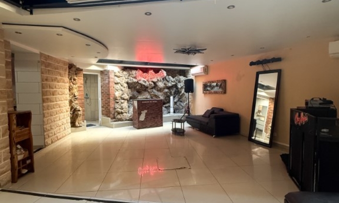 Manor near Nanterre €270