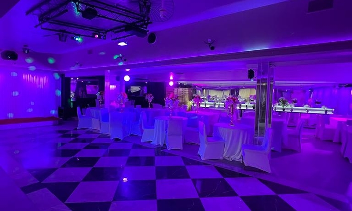 Party room rental €1,200