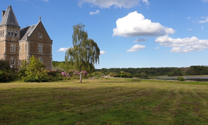Castle for weddings and seminars €500