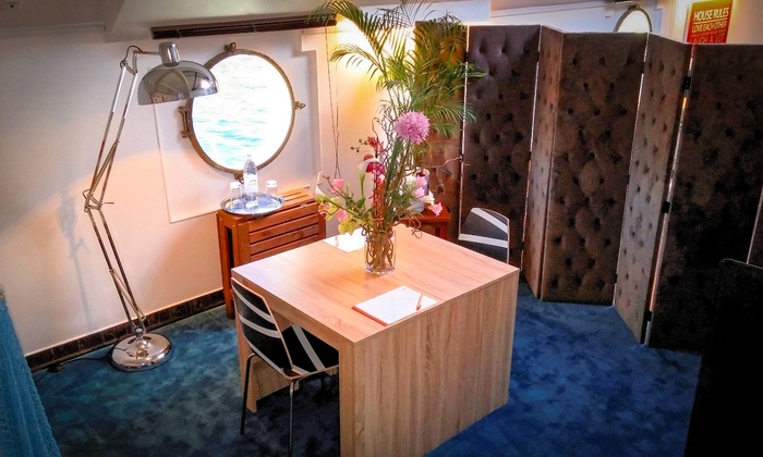 Room rental - houseboat La Talente €280