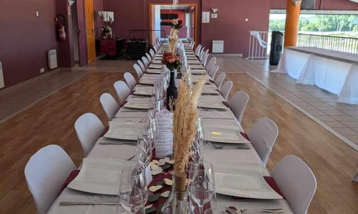 Salle Panoramique-Hippodrome Maure de Bretagne 960 €