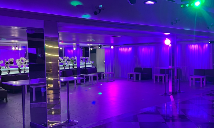 Party room rental €1,200