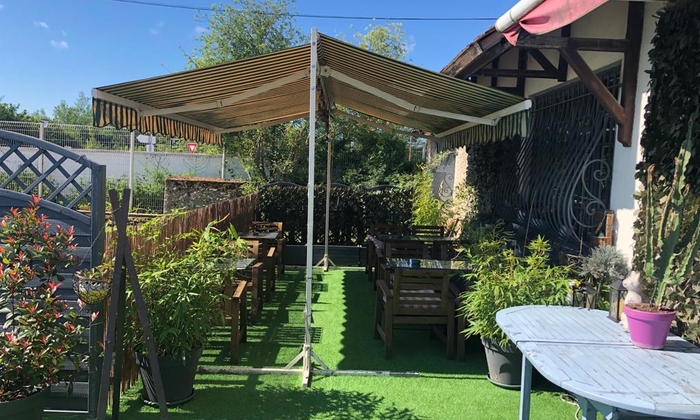 Room rental for reception €50