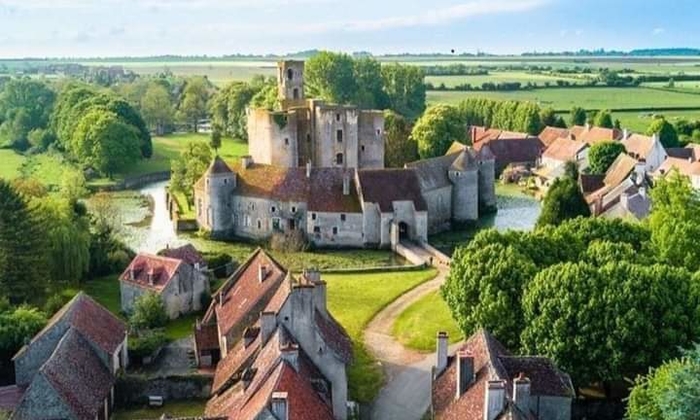 Château de Sagonne 65 €