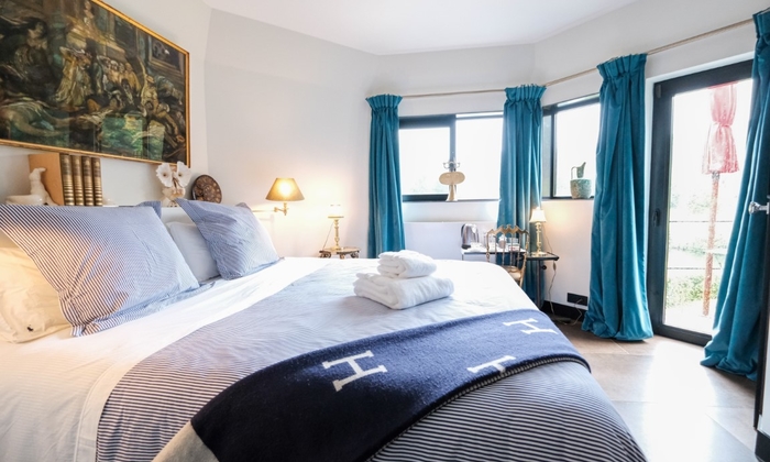 Manor near Nanterre €456