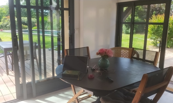Salle de réunion dans une chaumière à la campagne 50 €