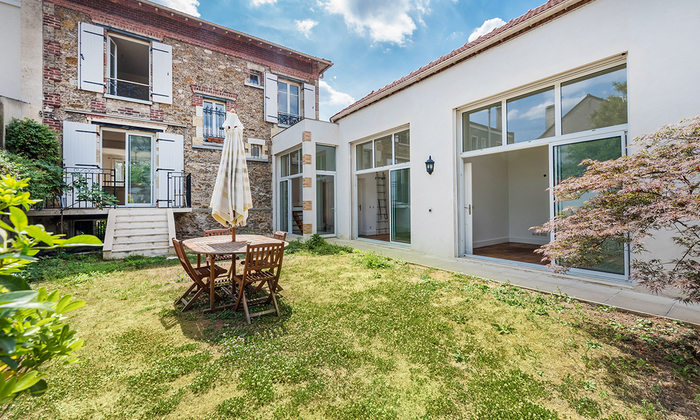 Belle maison avec jardin à 4 km de Paris et 150 m du métro 120 €