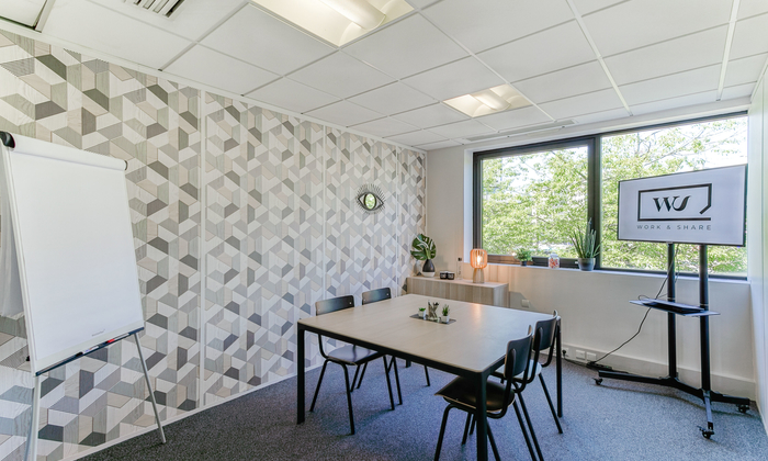 Work - Share Rueil // Creative Room - 4 to 6pers €40
