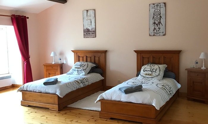Cottage with heated private pool €30
