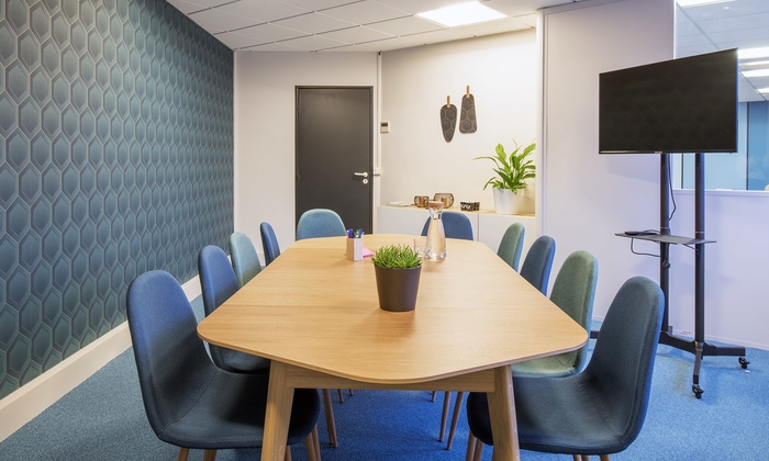 Work & Share Rueil / Board Room - 8 à 10 p 75 €