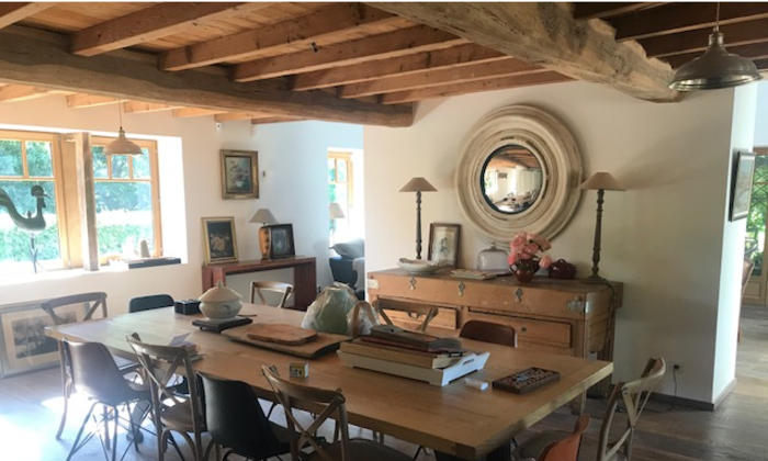 Ferme Bressane restaurée de 350 m2 200 €