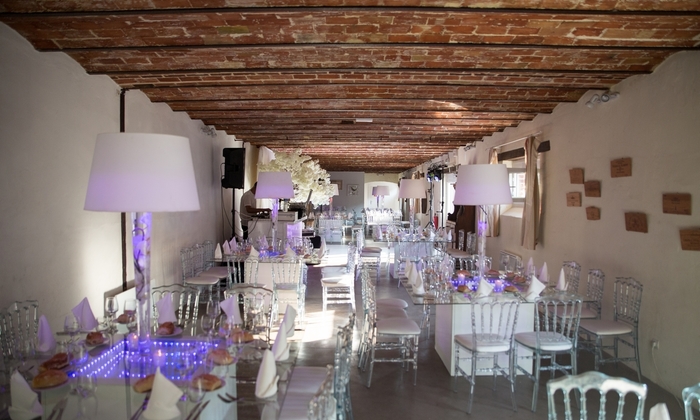 Reception room rental at the farm in the Ile de Fr €130