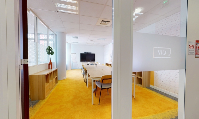 Work & Share Saint-Denis / Salle de réunion - 20 personnes 144 €