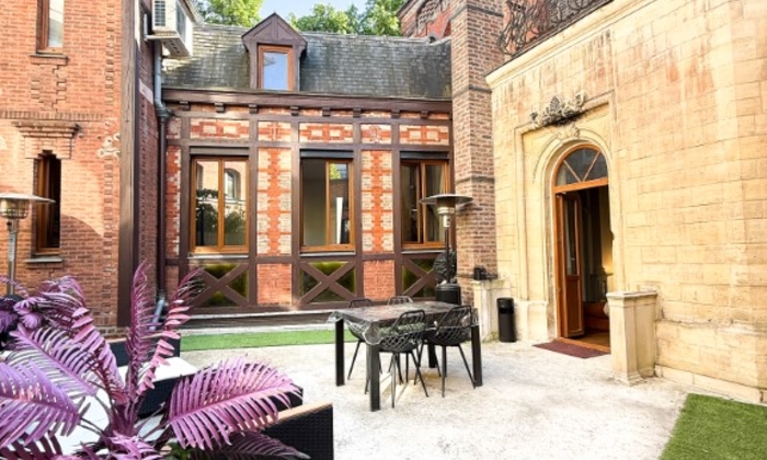 Manor near Nanterre €270