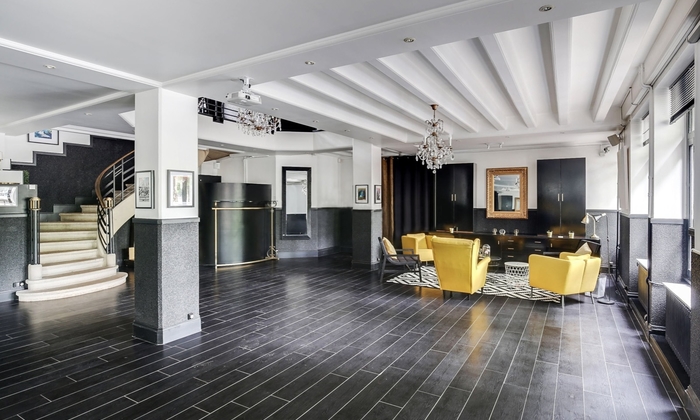 Studio 33 | Salle de Réception atypique | Showroom 900 €
