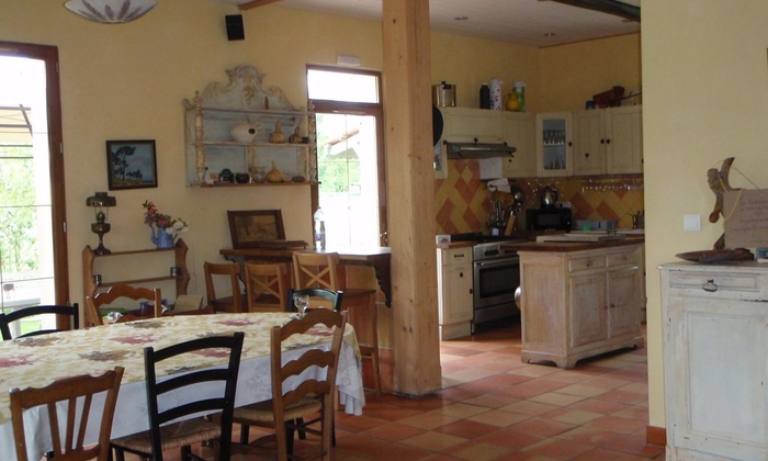 Maison de famille dans propriété forestière 38 €