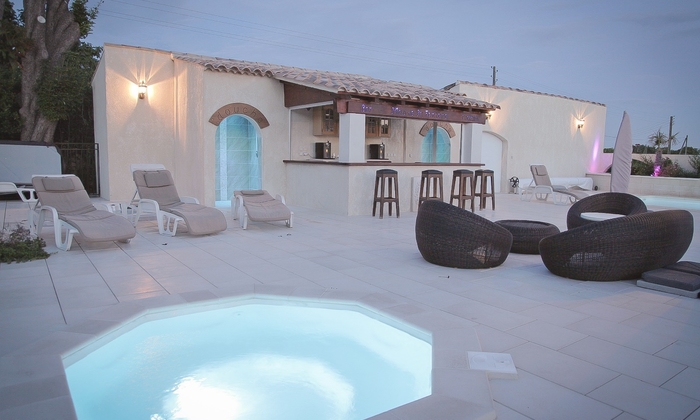 Hotel of charm Arles Provence €20