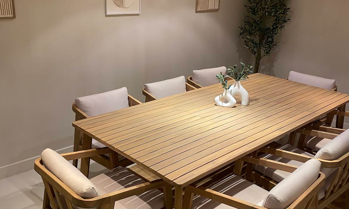 Bel espace refait à neuf avec cuisine – Berri / Champs-Élysées 130 €