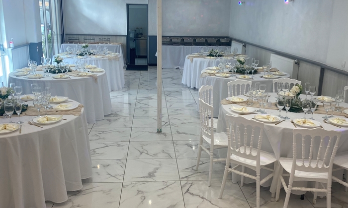 Location de salle réception avec terrasse et jardin 127 €