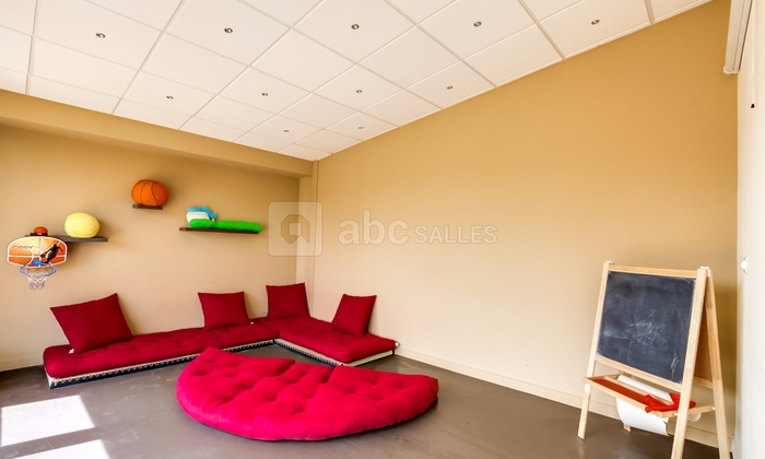 Doyenne Réception: salle traiteur hébergement 120 €