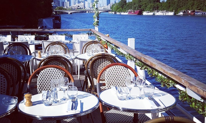 Aqua restaurant 150 €