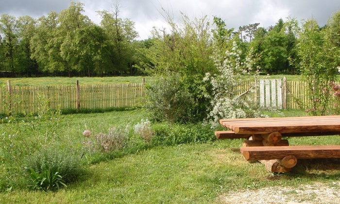 Maison de famille dans propriété forestière 38 €