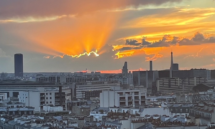 Toit terrasse avec jardin 88m2 et vue imprenable sur Paris 80 €