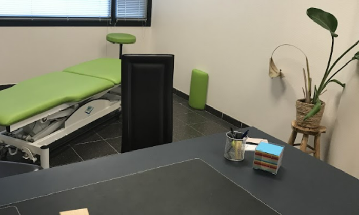 OFFICE AND OPEN SPACE RENTAL €3