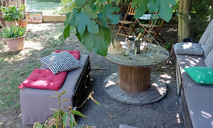 Location d'un jardin arboré 90 €