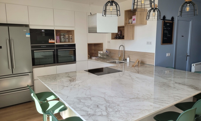 Cozy 28m² American Kitchen Lounge design ideal for meetings stimulating brainstorming on creativity and innovation €80