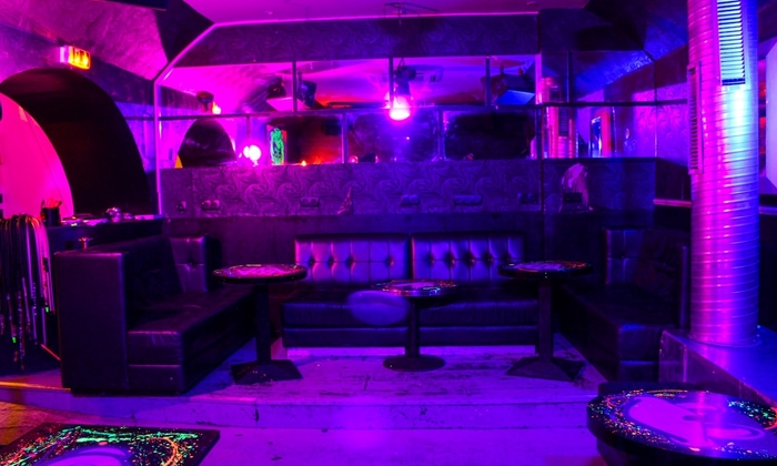 Bar with atmosphere (Location - privatisation) €150