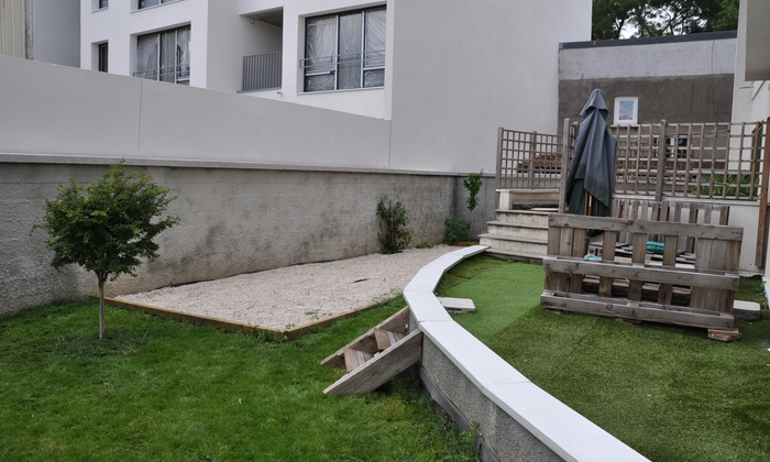 Appartement neuf avec jardin 30 €