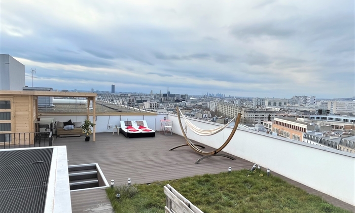 Toit terrasse avec jardin 88m2 et vue imprenable sur Paris 80 €