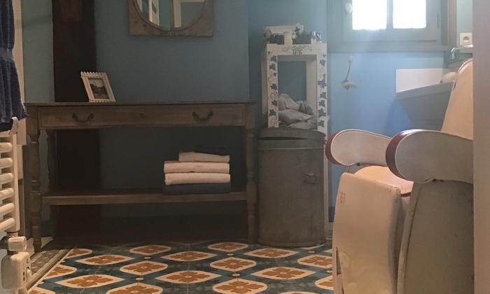 Magnificent whole house with set here e €28