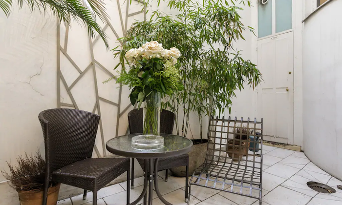 Loft private courtyard in Paris Le Marais €65