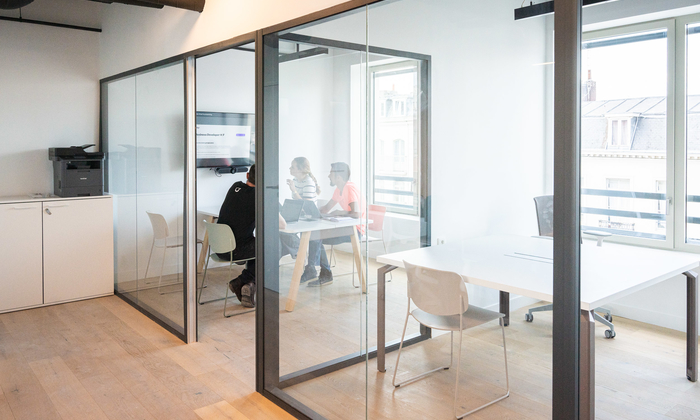 FLEX OFFICE - VISIO ROOM 4P €12