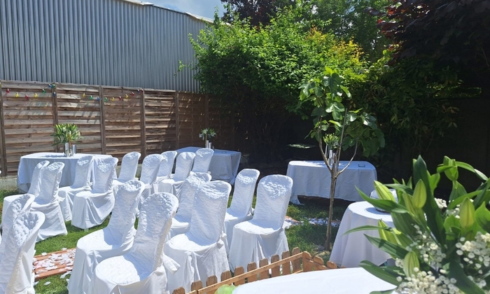 Maison du Bonheur Chelles – Lieu privé avec piscine chauffée & sauna 200 €